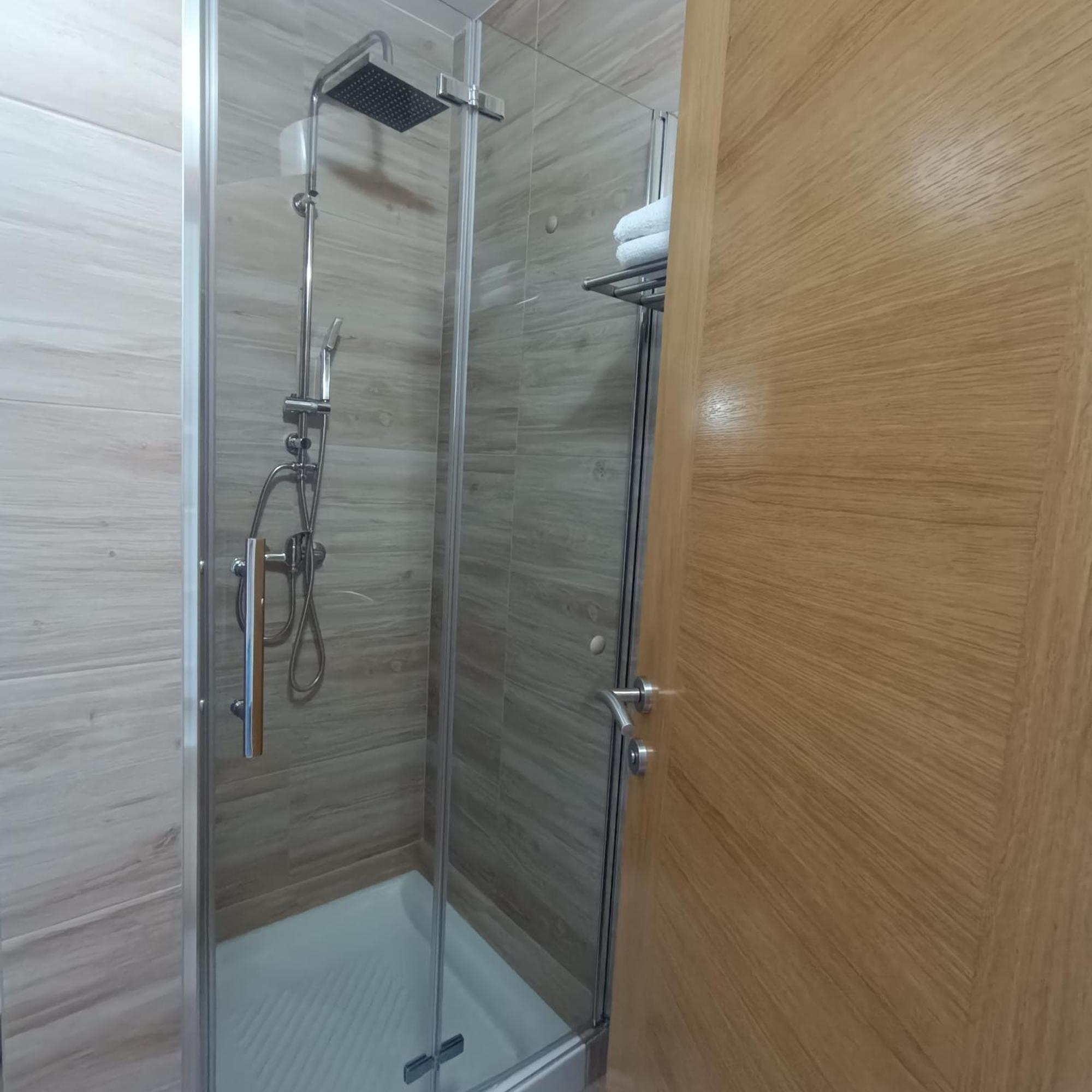Apartments Chilla *** Lopar Exterior photo